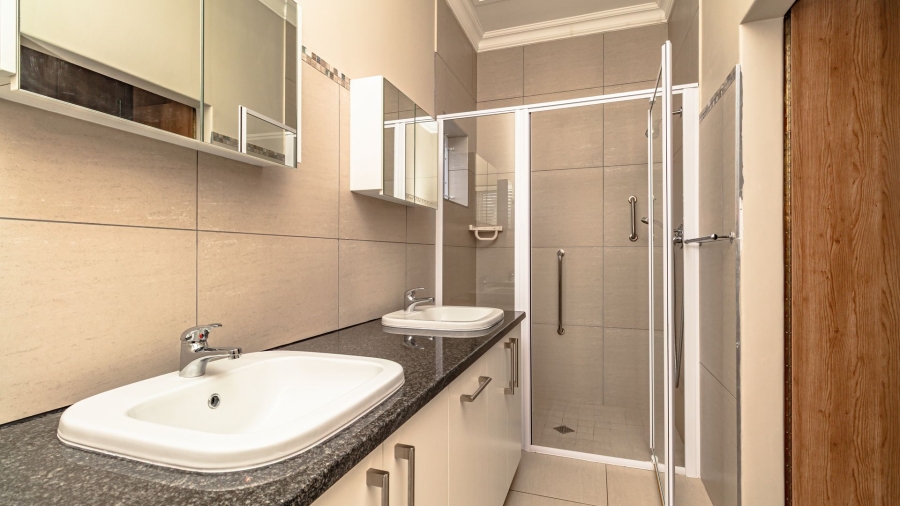 3 Bedroom Property for Sale in Groenkloof Retirement Village Western Cape